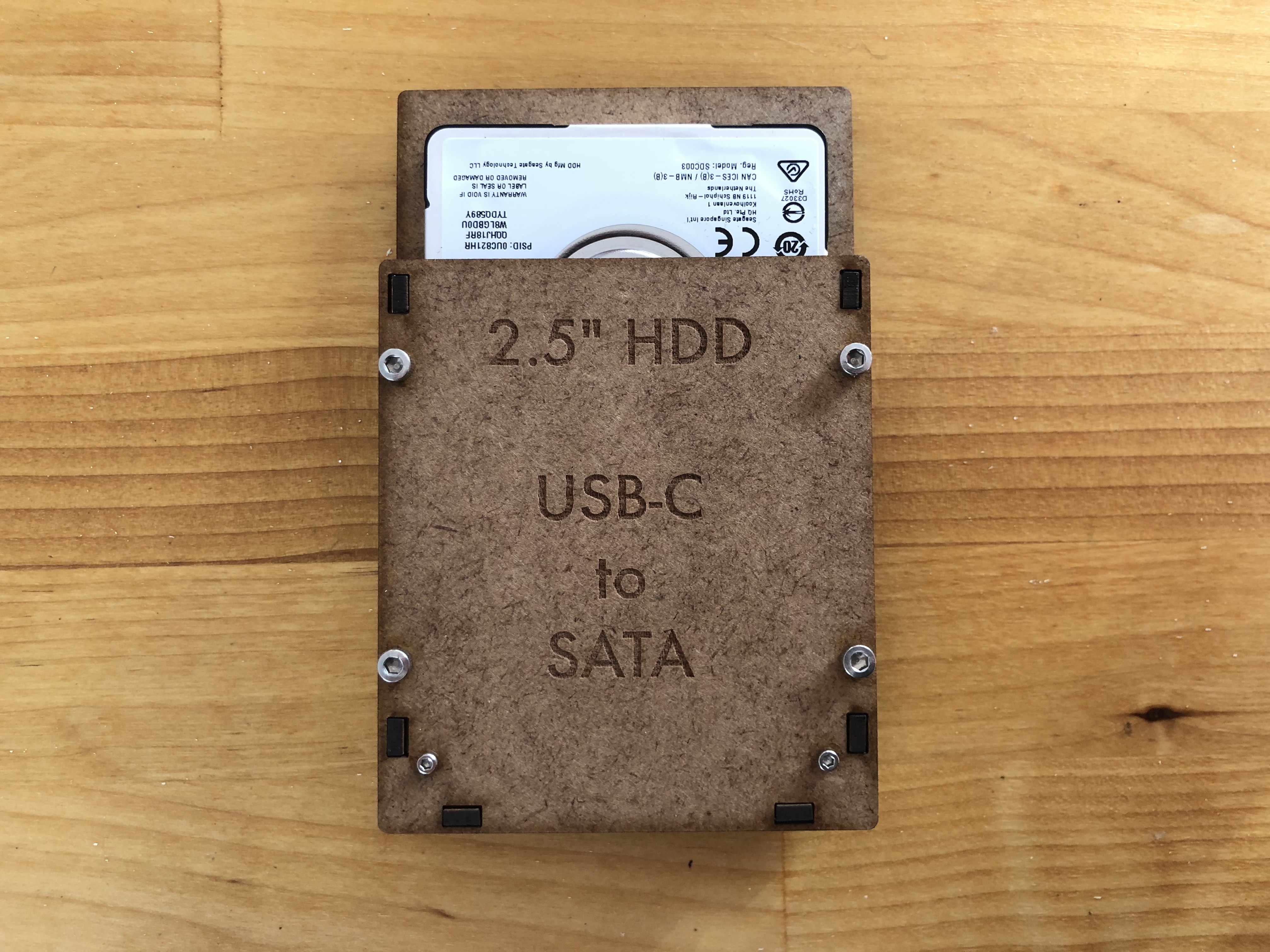 Boitier disque dur USB-C vers SATA – Fab Lab Sud31-Val d'Ariège